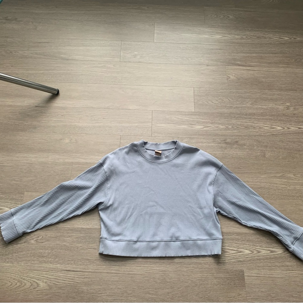 H&M Light Blue Ribbed Top - Picture 5 of 6